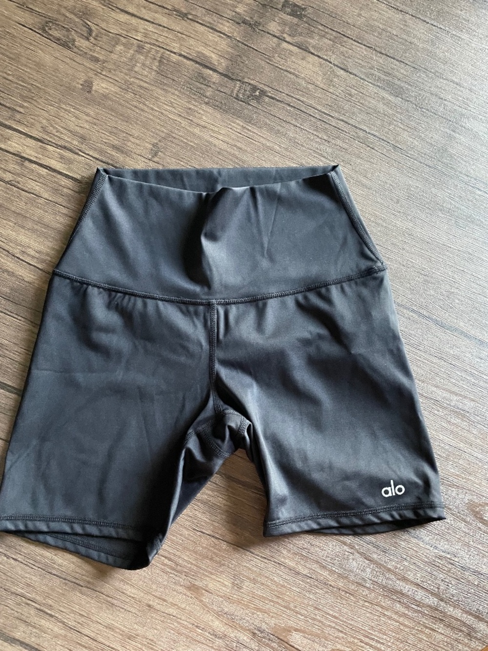 Alo Airlift Biker Shorts